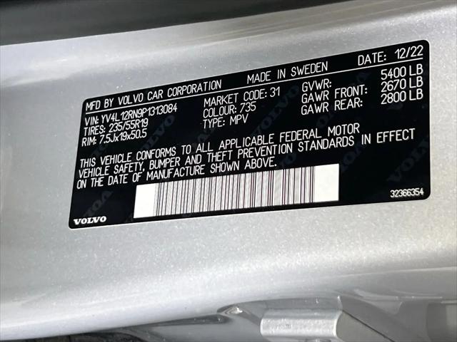 2023 Volvo XC60 B5 Plus Bright Theme