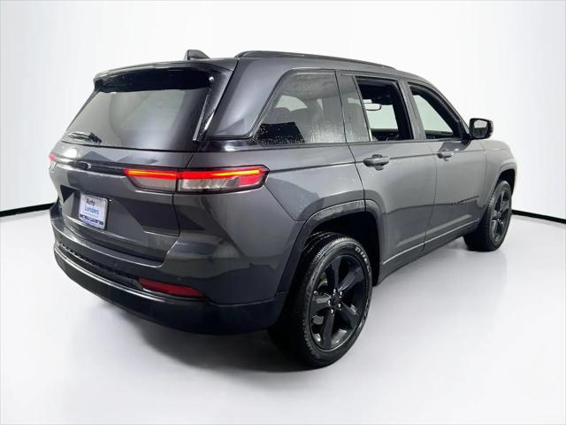 2023 Jeep Grand Cherokee Altitude 4x4