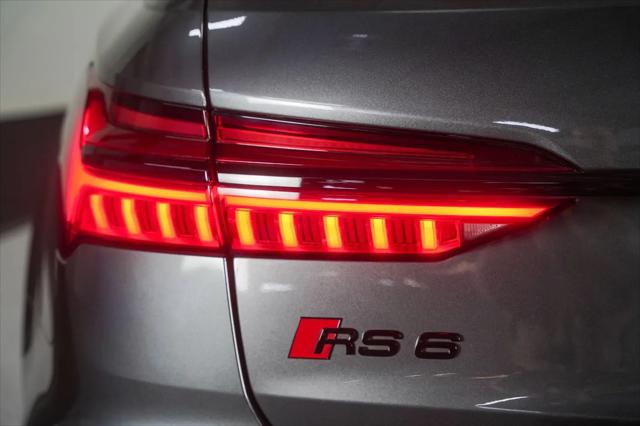 2022 Audi RS 6 Avant TFSI quattro Tiptronic