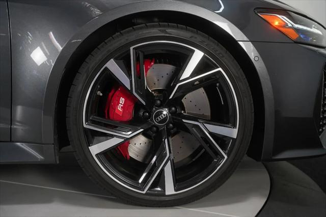 2022 Audi RS 6 Avant TFSI quattro Tiptronic