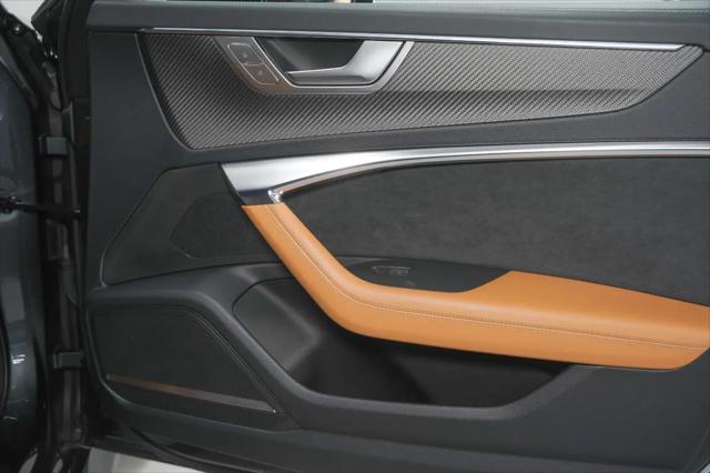 2022 Audi RS 6 Avant TFSI quattro Tiptronic