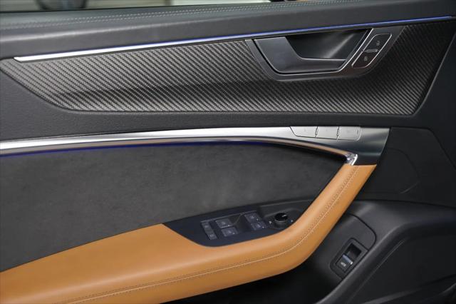 2022 Audi RS 6 Avant TFSI quattro Tiptronic