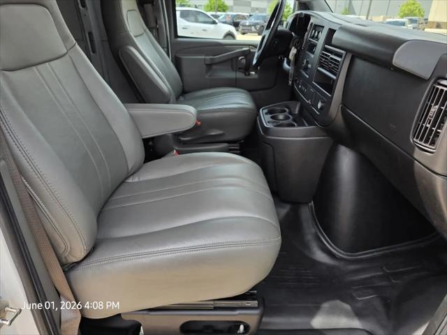 2023 GMC Savana Cargo RWD 2500 Extended Wheelbase Work Van