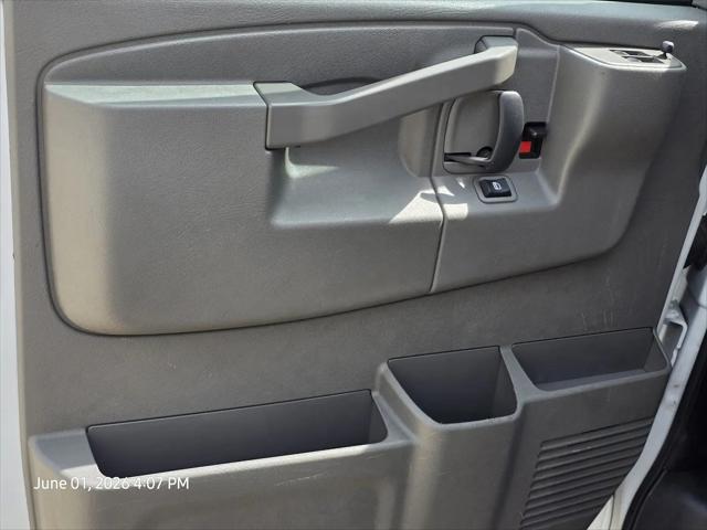2023 GMC Savana Cargo RWD 2500 Extended Wheelbase Work Van