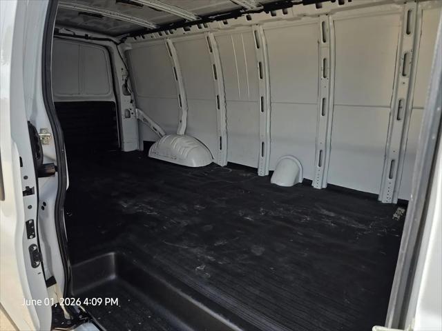 2023 GMC Savana Cargo RWD 2500 Extended Wheelbase Work Van