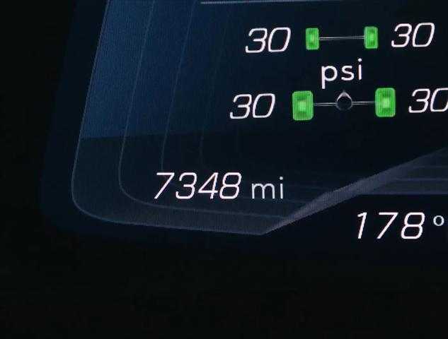 2025 Chevrolet Corvette Stingray RWD Convertible 2LT