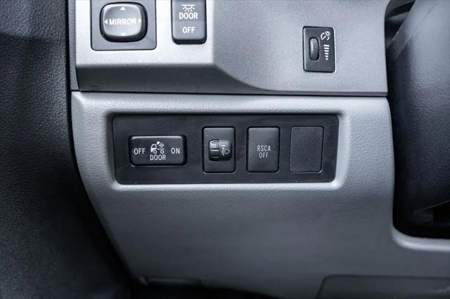 2011 Toyota Tundra Grade 5.7L V8