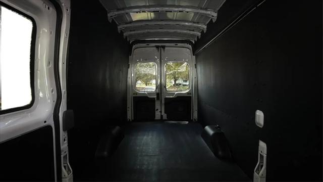 2023 Ford Transit Cargo Van T-250