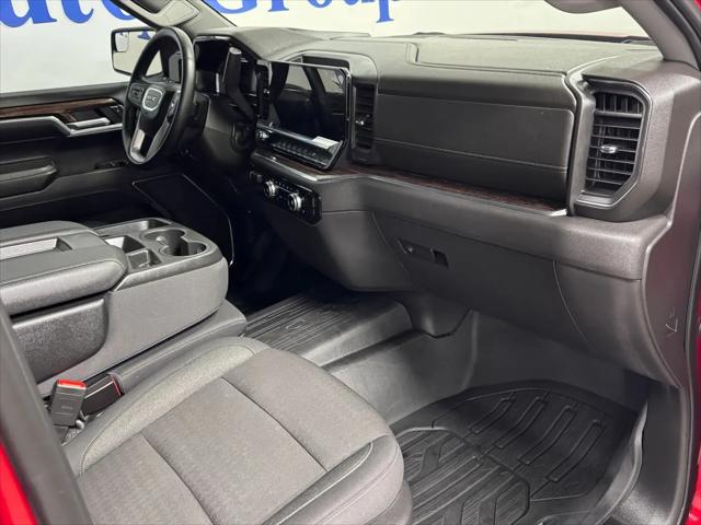 2024 GMC Sierra 1500 4WD Crew Cab Short Box Elevation with 3SB