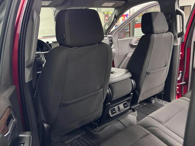 2024 GMC Sierra 1500 4WD Crew Cab Short Box Elevation with 3SB