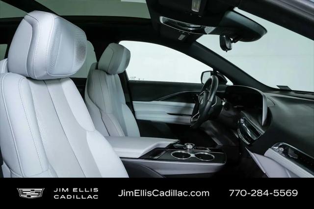 2024 Cadillac iQ Sport w/1SK