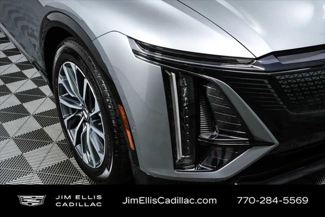 2024 Cadillac iQ Sport w/1SK