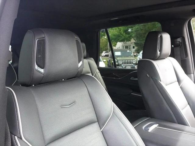 2023 Cadillac Escalade 4WD Premium Luxury
