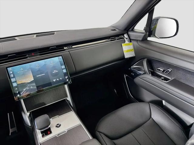 2026 Land Rover Range Rover P400 SE
