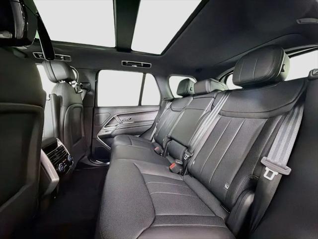 2026 Land Rover Range Rover P400 SE
