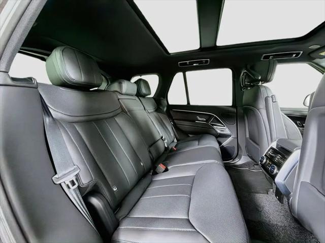 2026 Land Rover Range Rover P400 SE