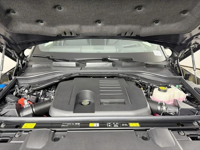 2026 Land Rover Range Rover P400 SE