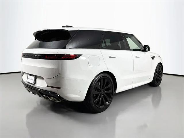 2026 Land Rover Range Rover Sport P530 Dynamic SE