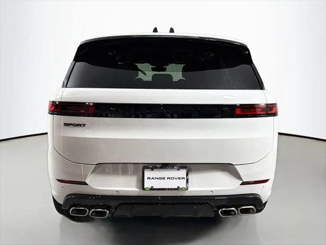 2026 Land Rover Range Rover Sport P530 Dynamic SE