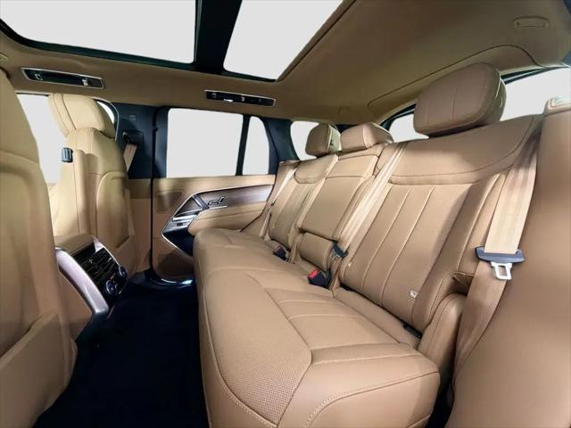 2026 Land Rover Range Rover P400 SE