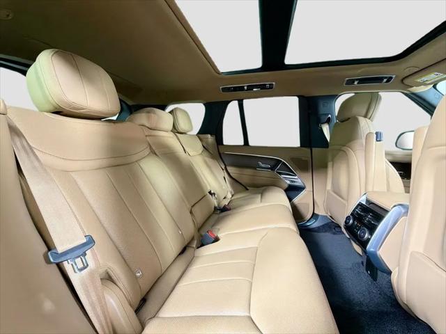 2026 Land Rover Range Rover P400 SE