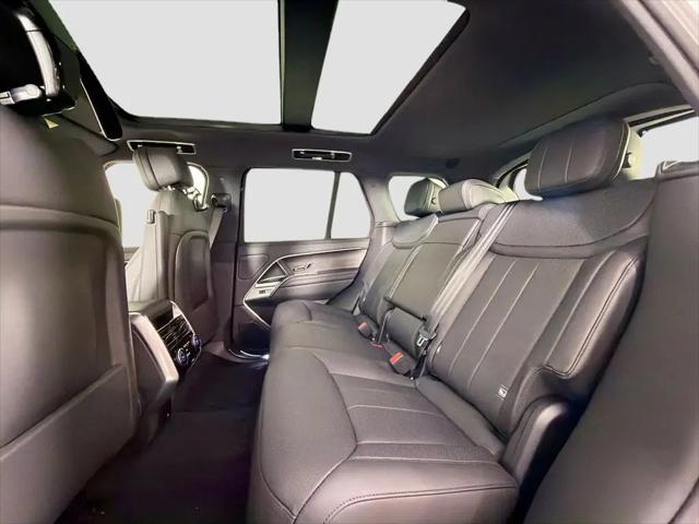 2026 Land Rover Range Rover P400 SE