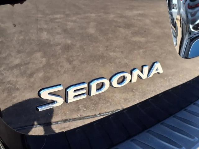 2020 Kia Sedona LX