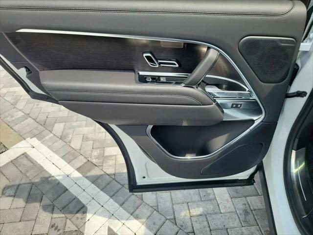 2026 Land Rover Range Rover P400 SE