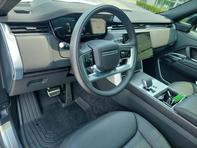 2026 Land Rover Range Rover P400 SE