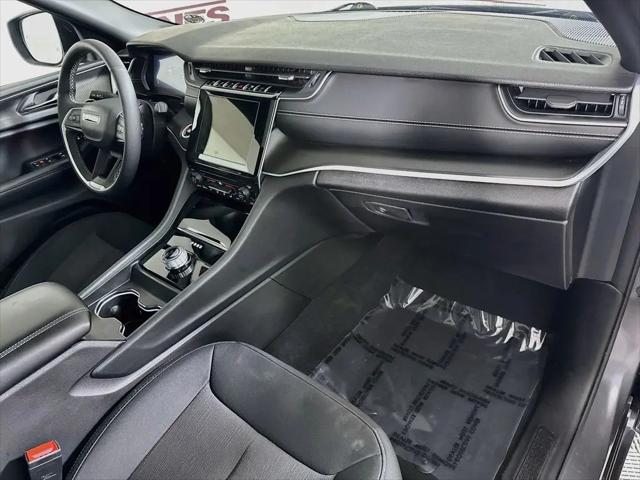 2025 Jeep Grand Cherokee Laredo X 4x4