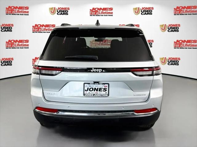 2025 Jeep Grand Cherokee Laredo X 4x4