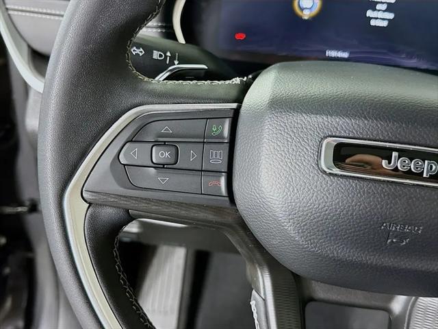2025 Jeep Grand Cherokee Laredo X 4x4