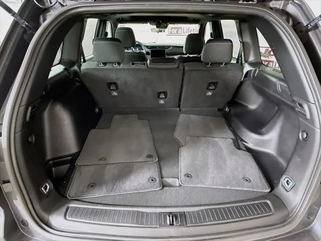 2025 Jeep Grand Cherokee Laredo X 4x4