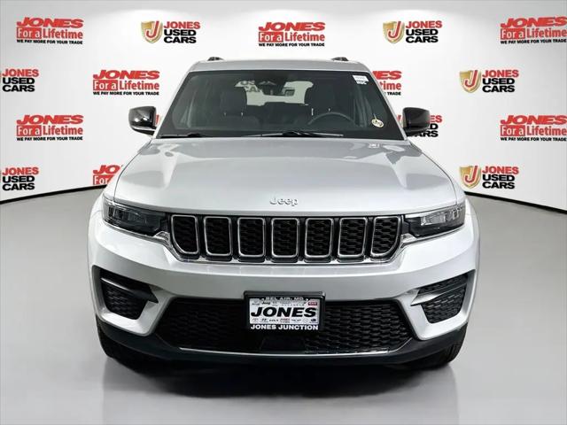2025 Jeep Grand Cherokee Laredo X 4x4