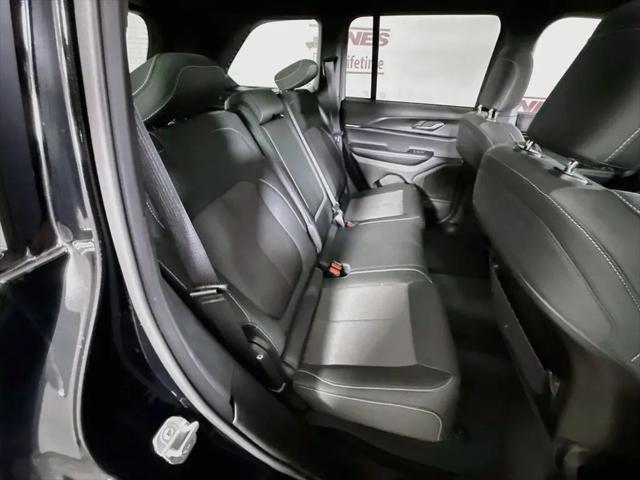 2025 Jeep Grand Cherokee Laredo X 4x4