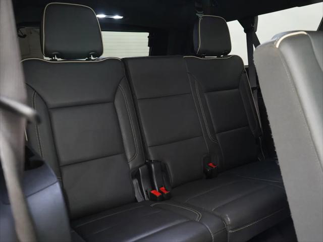 2022 GMC Yukon XL 4WD SLT