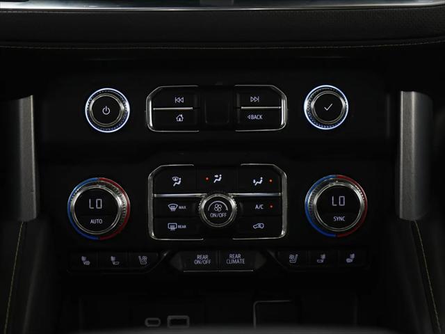 2022 GMC Yukon XL 4WD SLT
