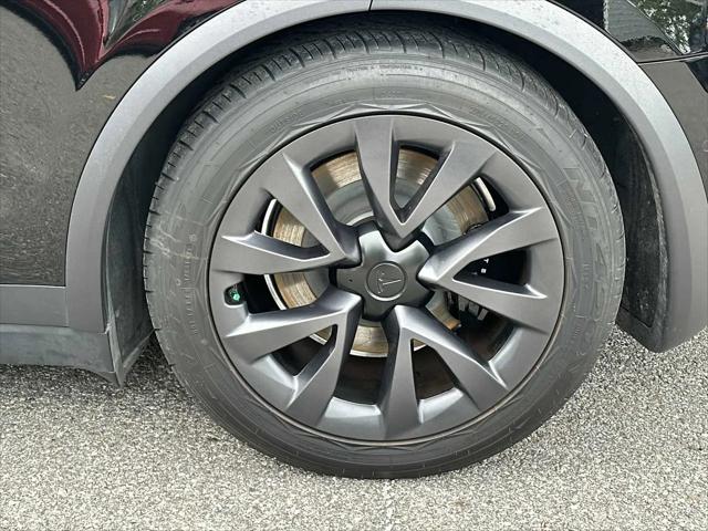 2023 Tesla Model X Standard Range