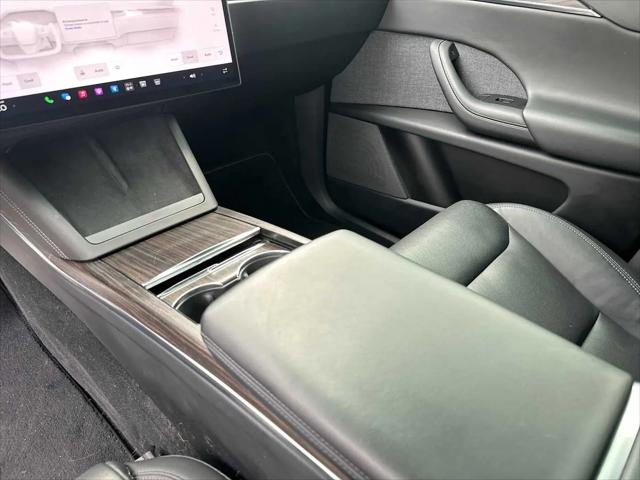 2023 Tesla Model X Standard Range