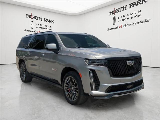 2023 Cadillac Escalade ESV 4WD V-Series