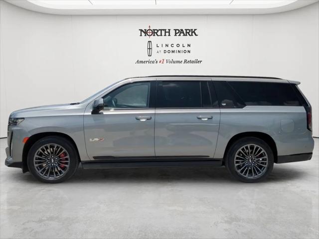 2023 Cadillac Escalade ESV 4WD V-Series
