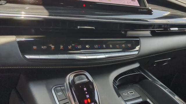 2023 Cadillac Escalade ESV 4WD V-Series
