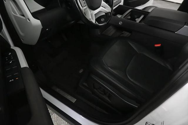 2023 Land Rover Defender 110 X-Dynamic SE
