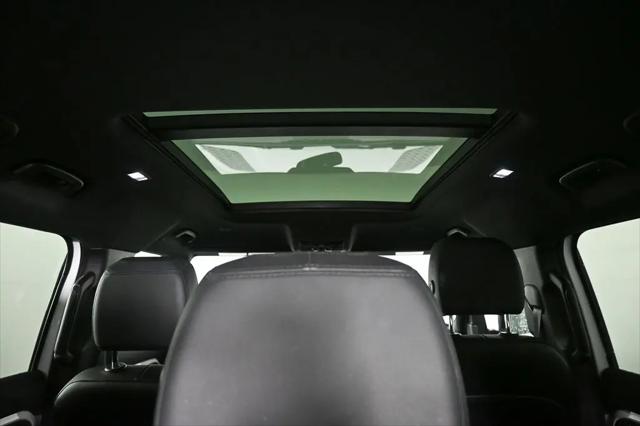 2023 Land Rover Defender 110 X-Dynamic SE