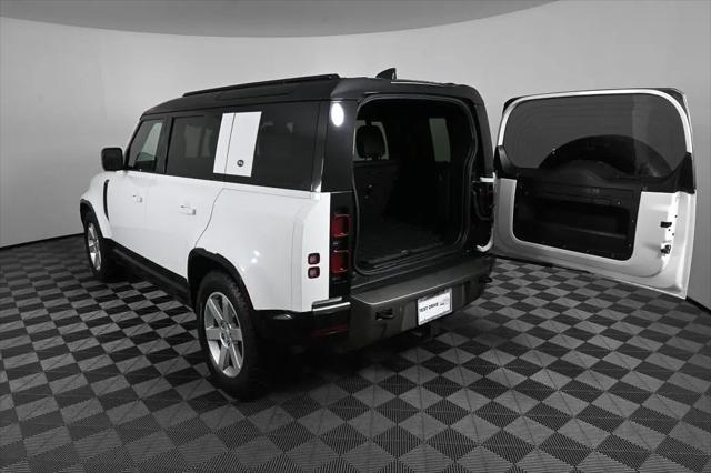 2023 Land Rover Defender 110 X-Dynamic SE