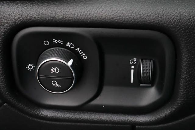 2023 Ram 1500 Lone Star Crew Cab 4x2 6'4" Box