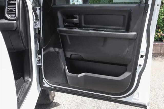 2023 Ram 2500 Tradesman Crew Cab 4x2 8' Box
