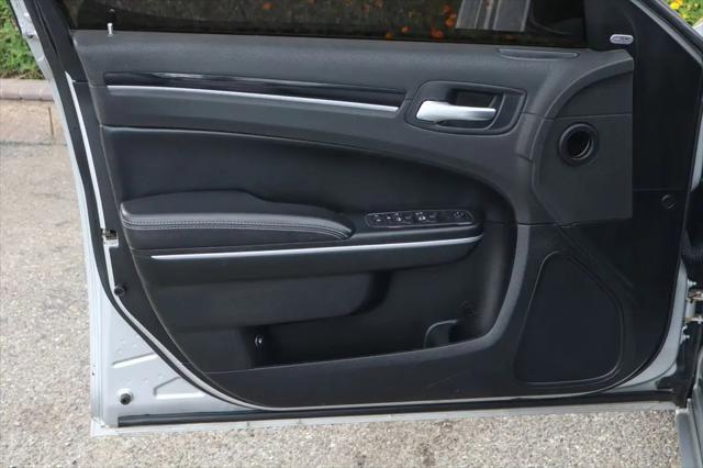 2023 Chrysler 300 300S