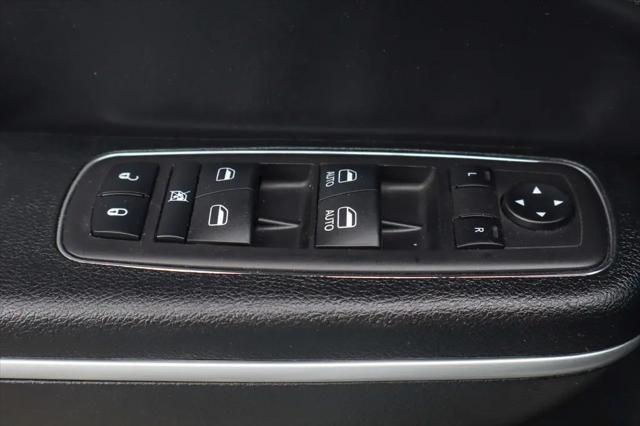 2023 Chrysler 300 300S