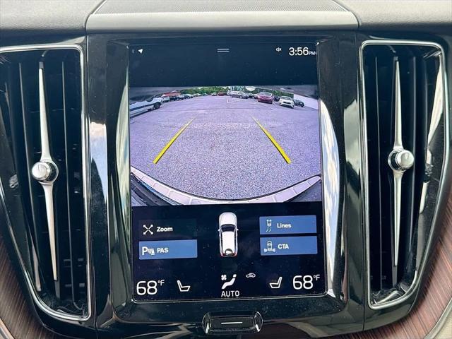 2021 Volvo XC60 T5 Momentum